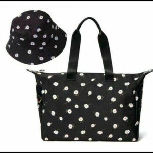 NWT Alice and Olivia Duffle bag and Reversible bucket hat set